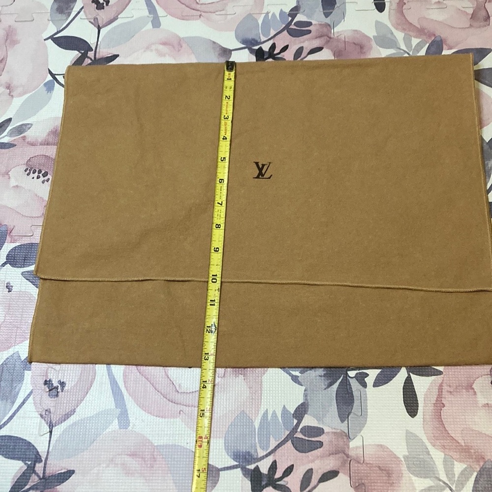 (Fw8) Vintage flap Dustbag